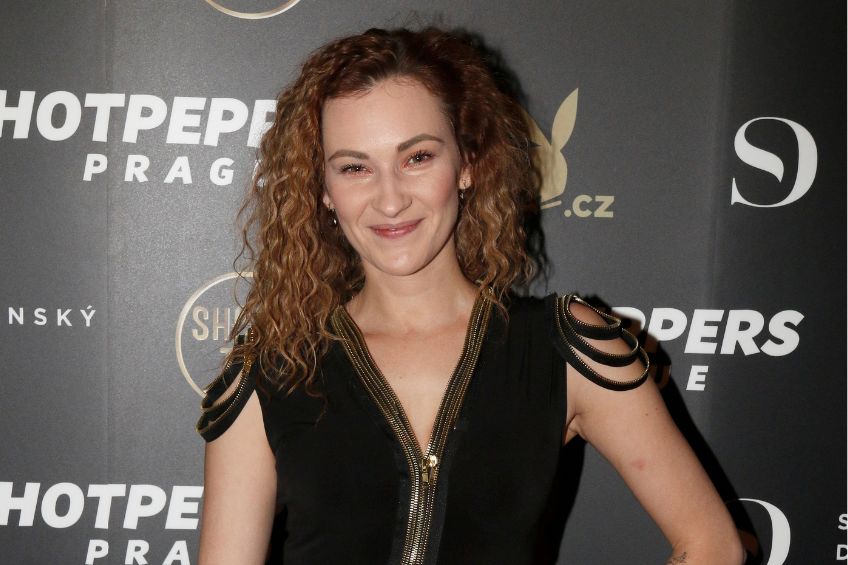bara janova